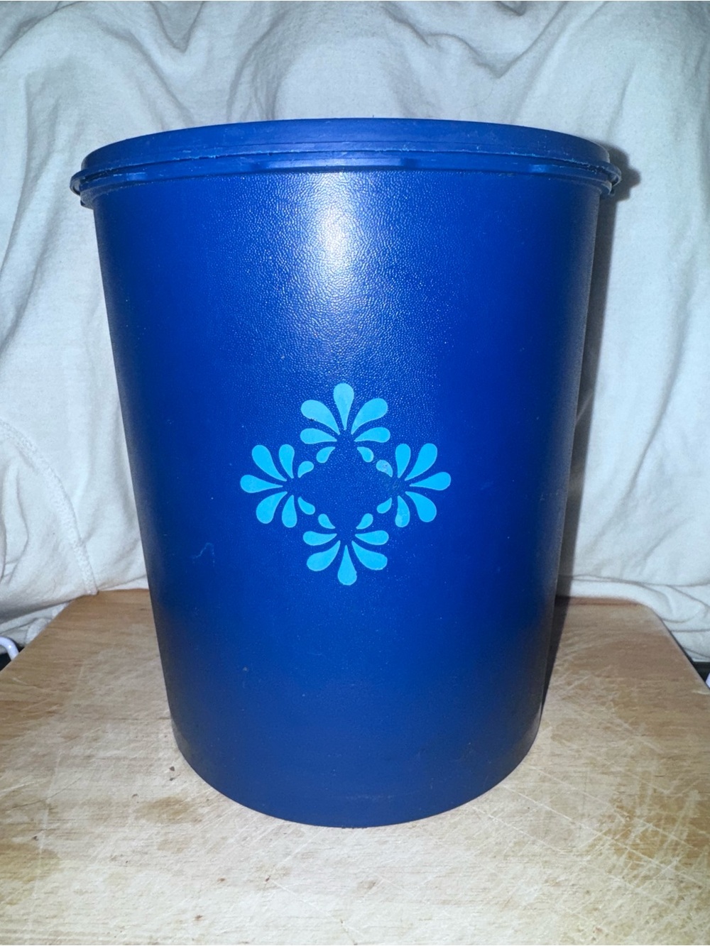Vintage 1970s Blue Tupperware